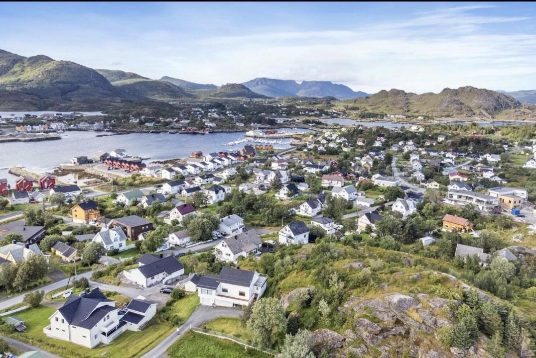 Your Place To Stay In Lofoten At Our Family House! Болстад Екстериор снимка